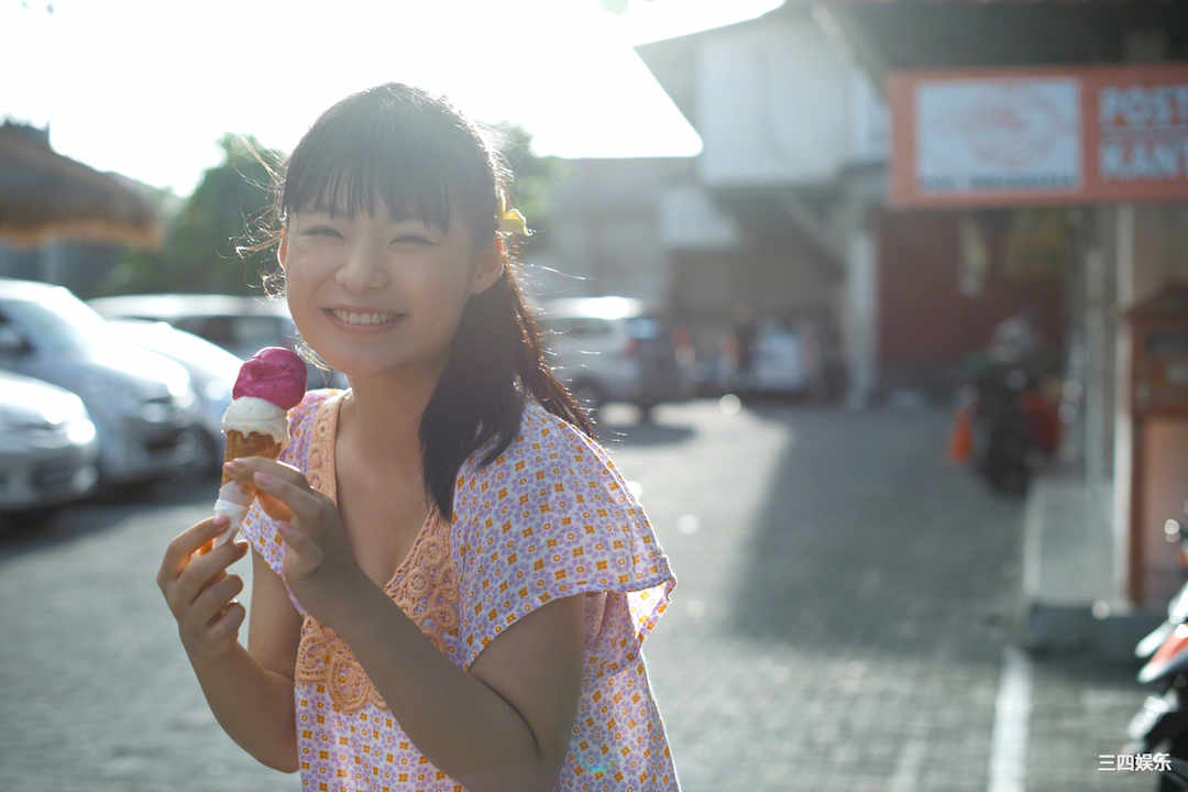 星名美津纪写真集《[Wanibooks] No.121 Mizuki Hosina 星名美津紀》高清全本