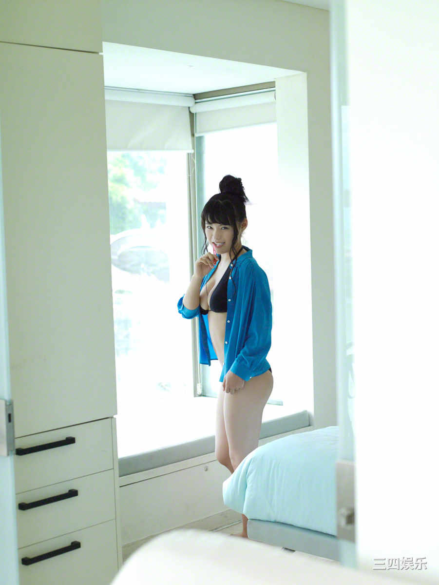 星名美津纪写真集《[Wanibooks] No.121 Mizuki Hosina 星名美津紀》高清全本