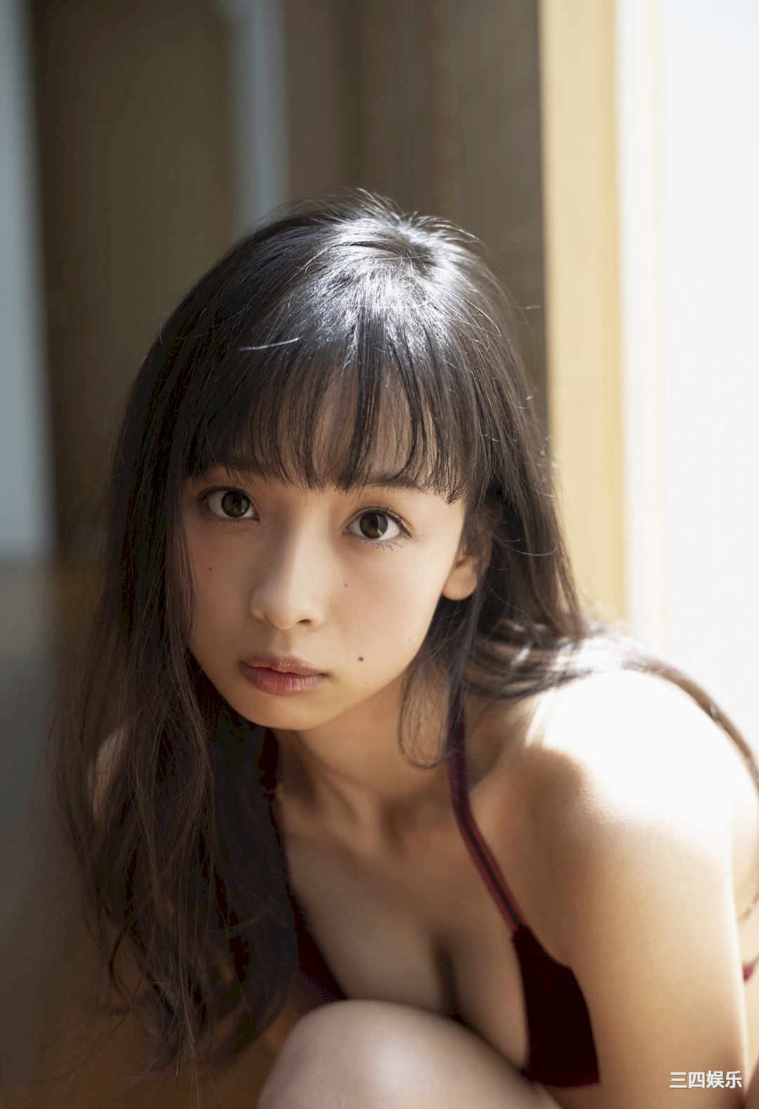 华村飞鸟写真集《ビキニでシャワー》高清全本