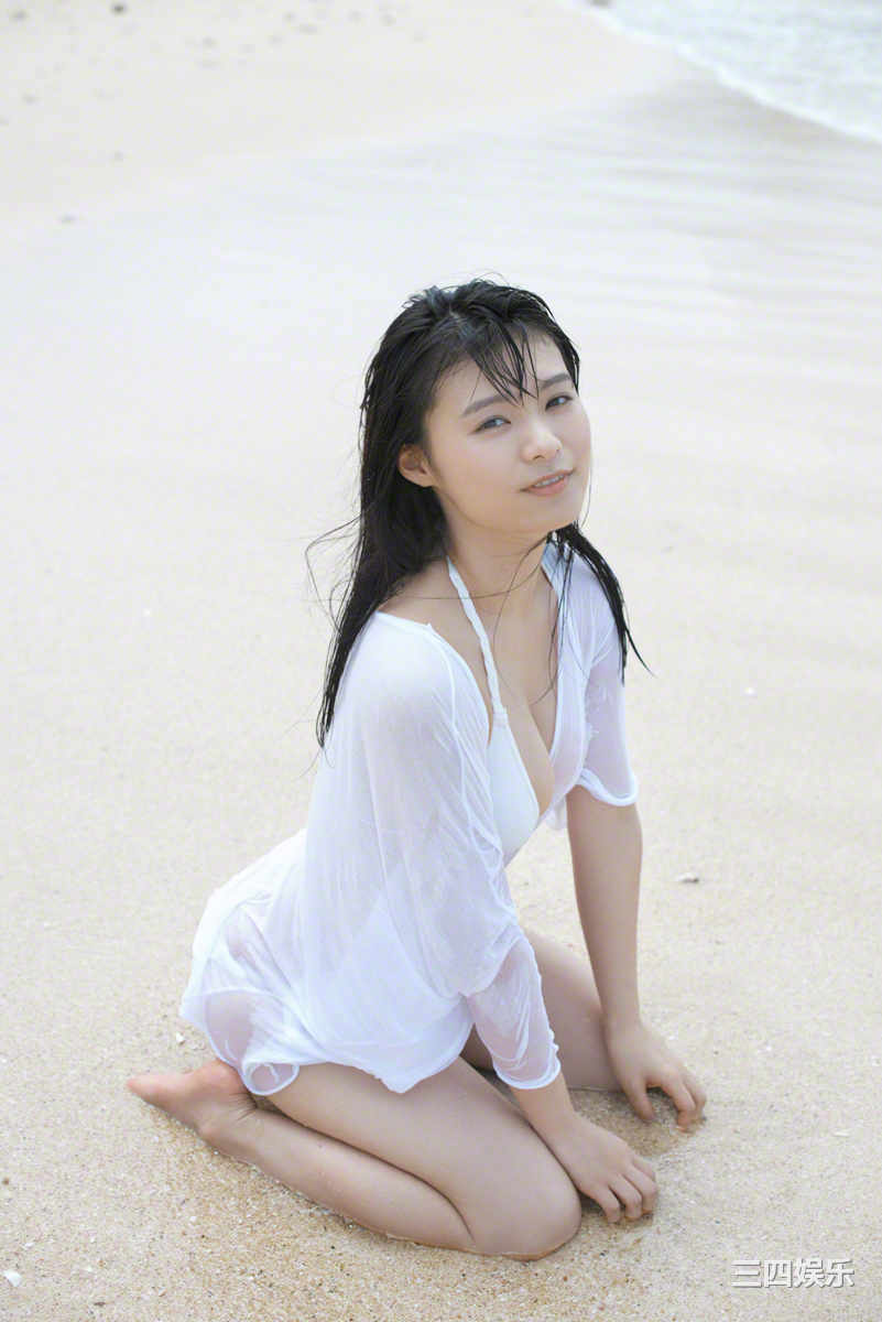 星名美津纪写真集《[Wanibooks] No.121 Mizuki Hosina 星名美津紀》高清全本