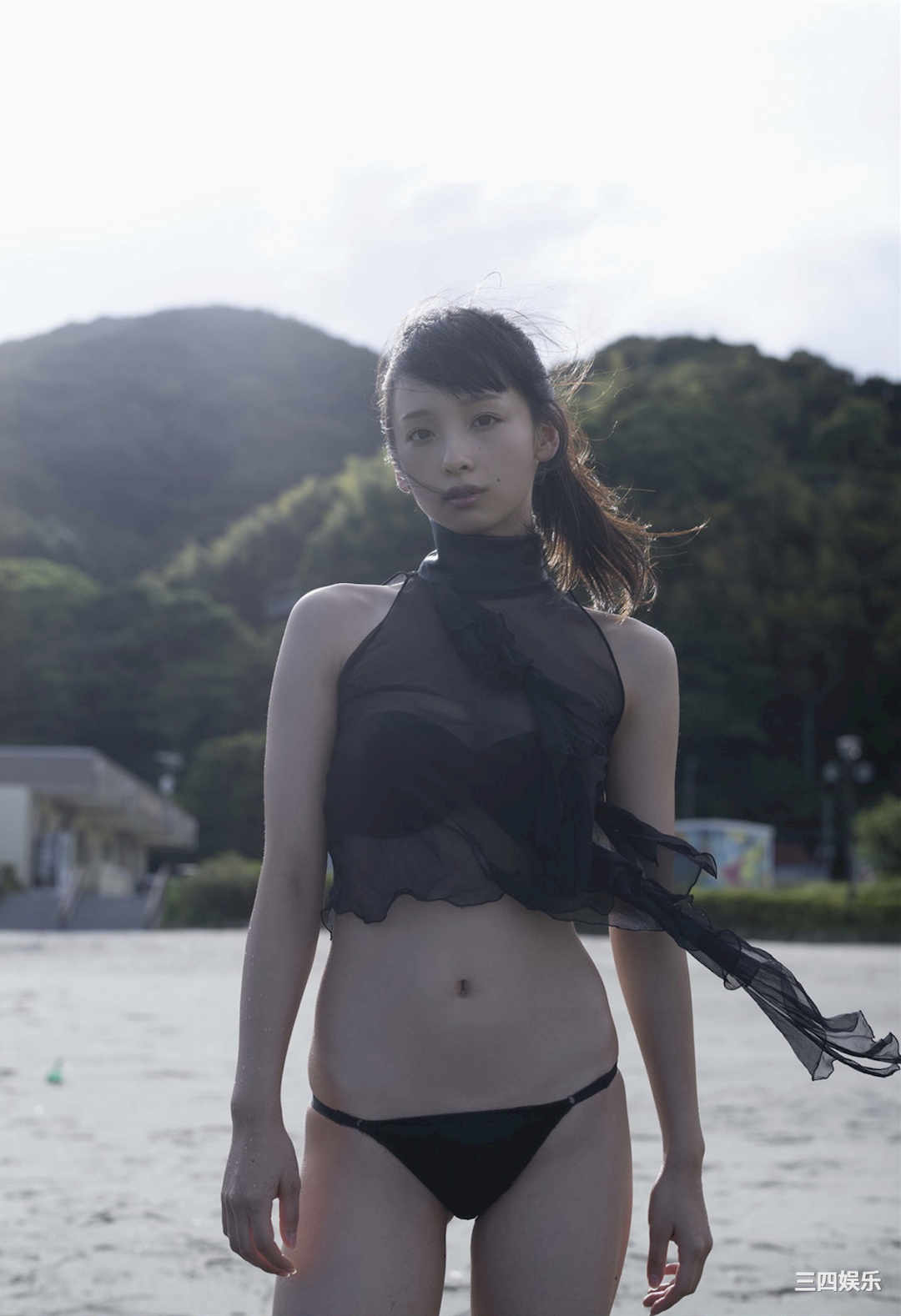 华村飞鸟写真集《ビキニでシャワー》高清全本