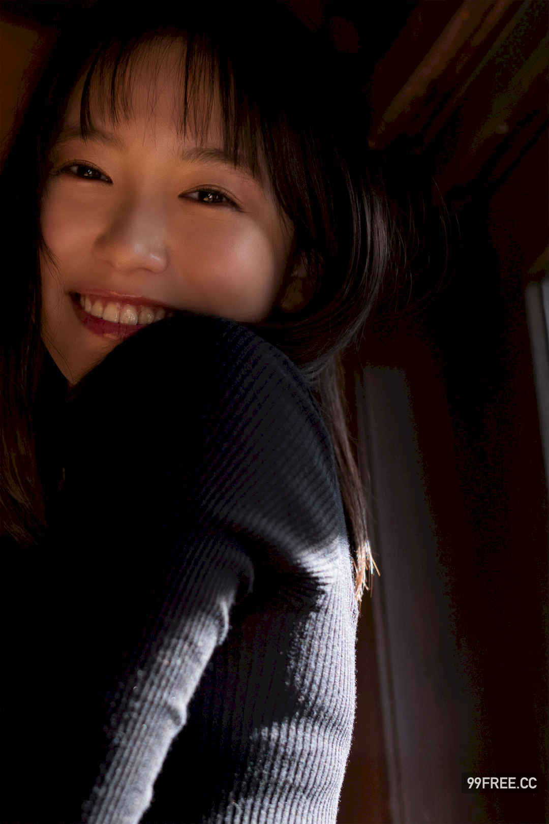 志田音音写真集《艶やかに咲く。》高清全本