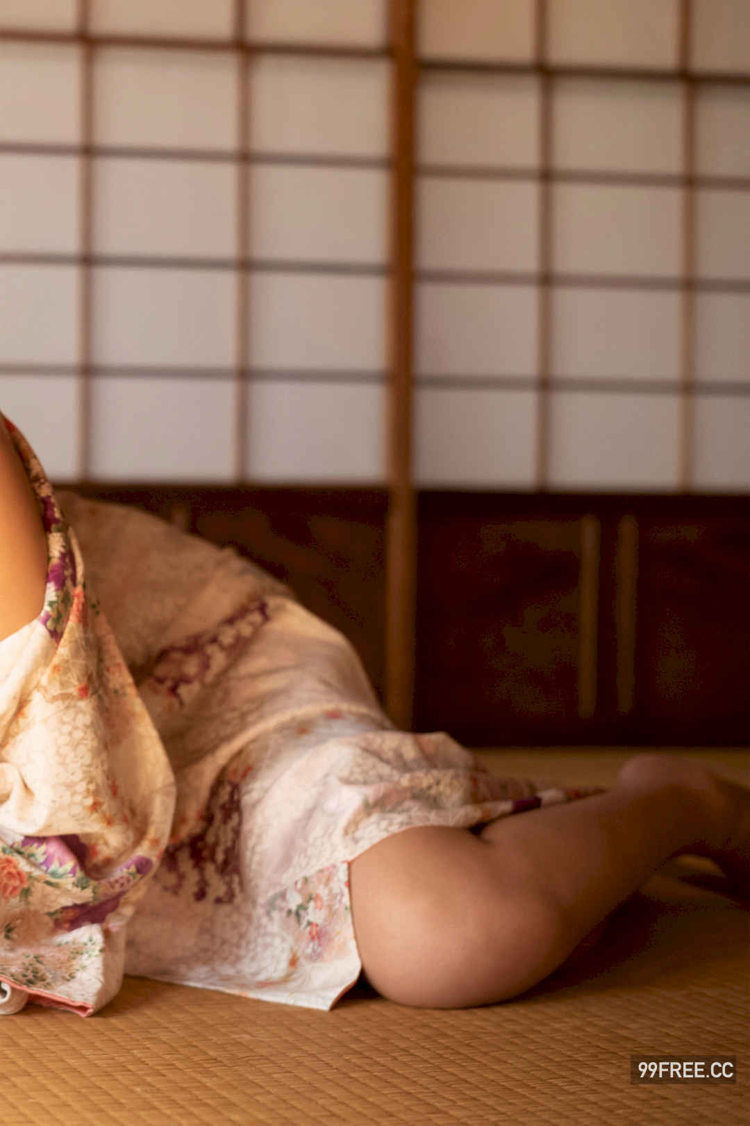 志田音音写真集《艶やかに咲く。》高清全本