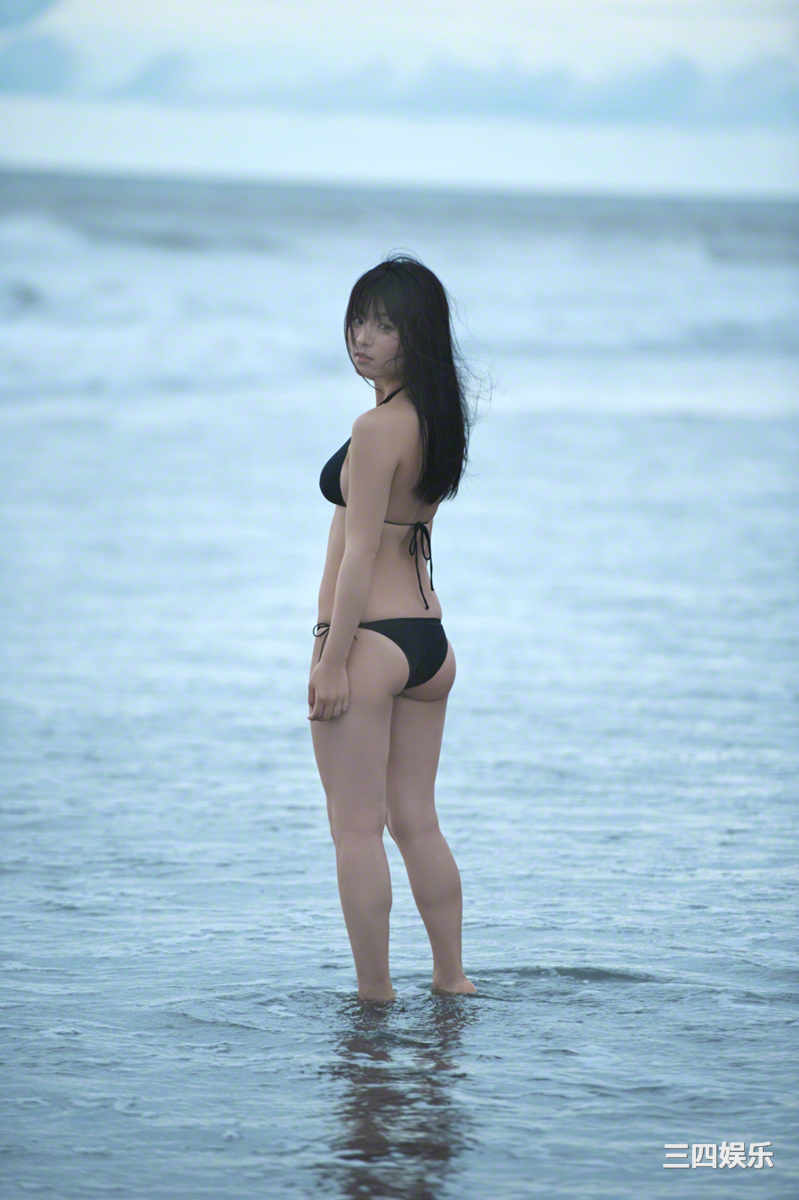 星名美津纪写真集《[Wanibooks] No.121 Mizuki Hosina 星名美津紀》高清全本