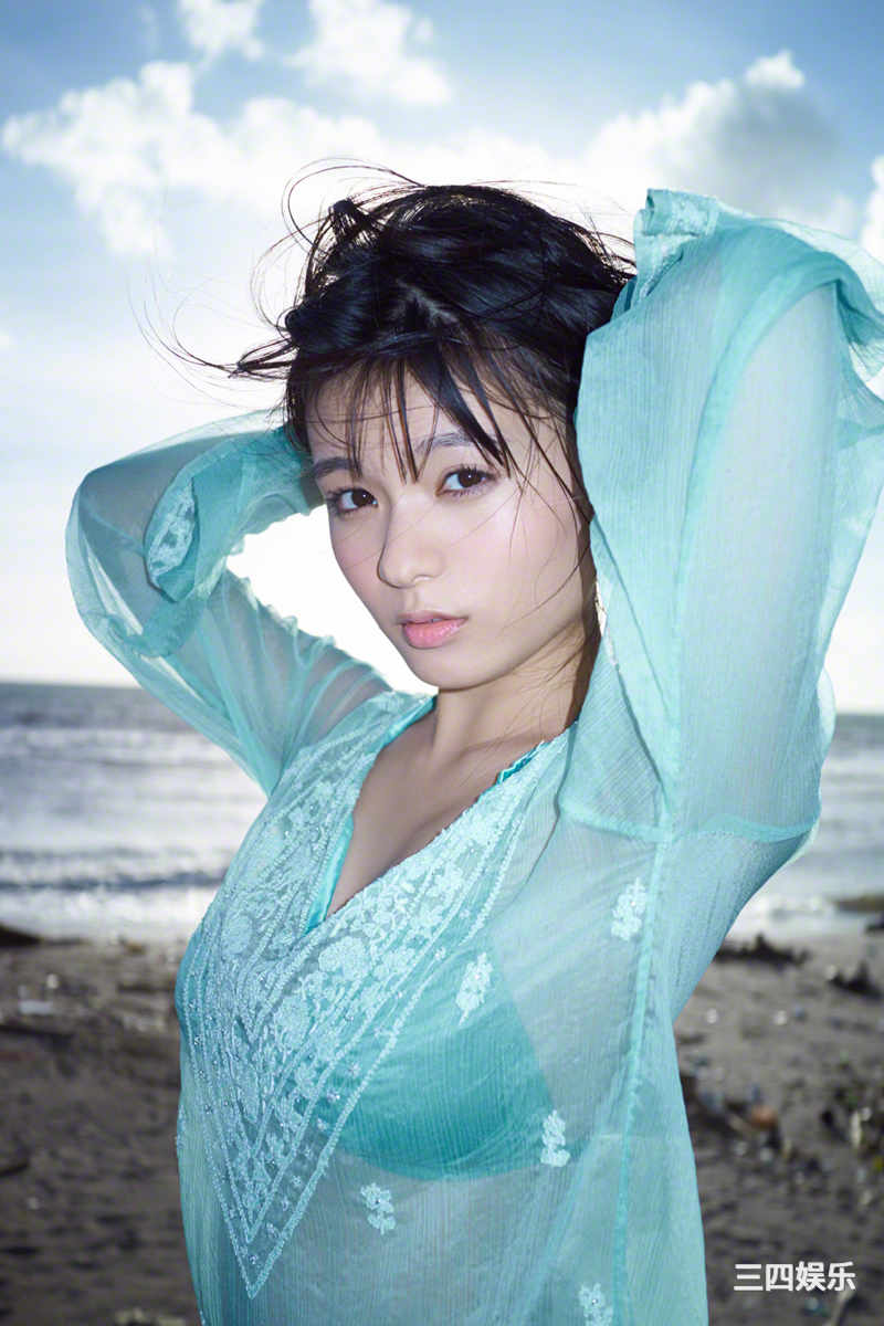 星名美津纪写真集《[Wanibooks] No.121 Mizuki Hosina 星名美津紀》高清全本