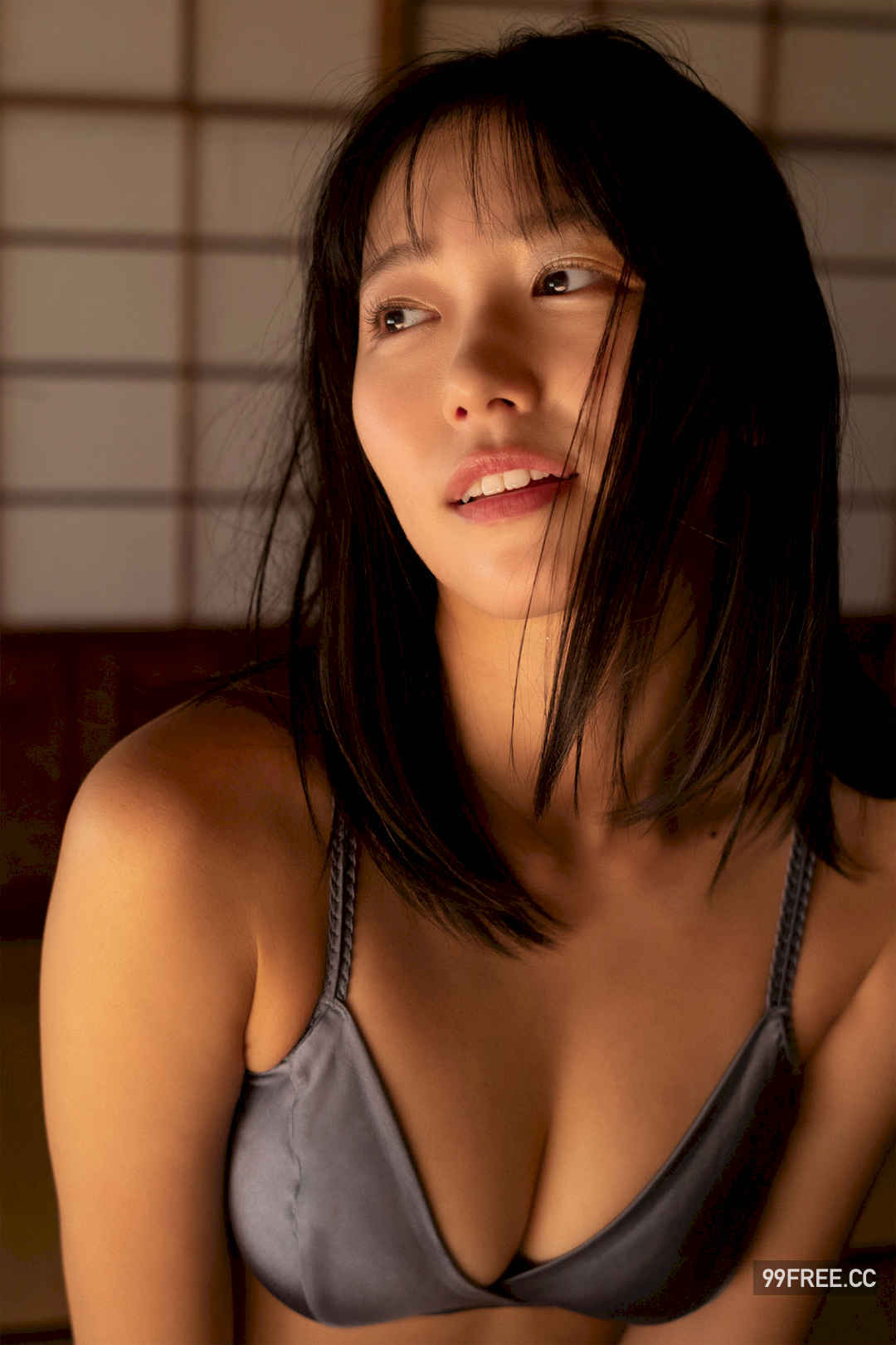 志田音音写真集《艶やかに咲く。》高清全本