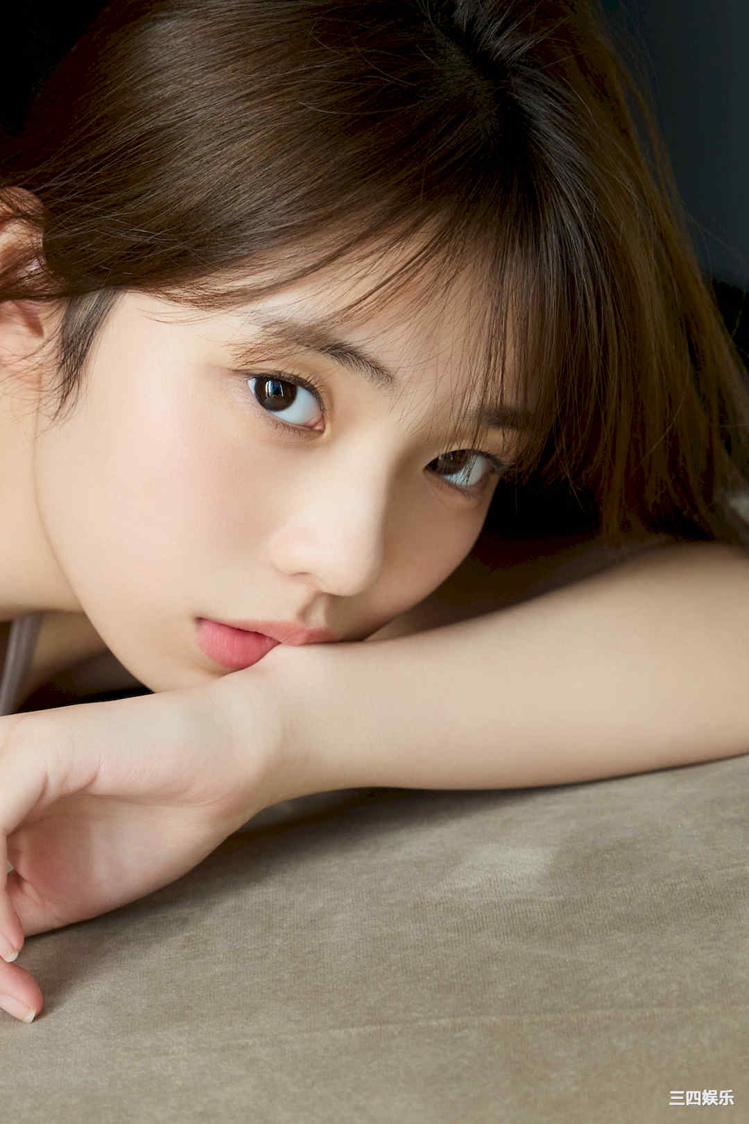 菊地姬奈写真集《「台湾紀行」～黒の愛～》高清全本