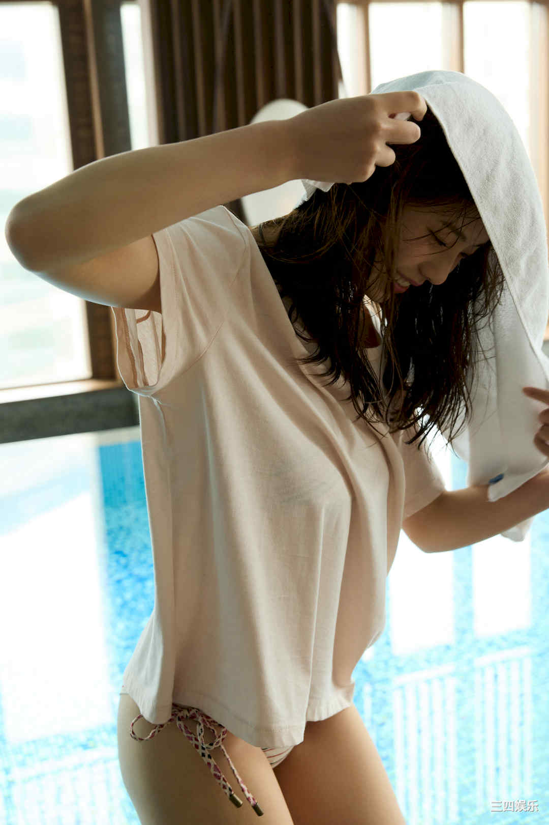 菊地姬奈写真集《「台湾紀行」～黒の愛～》高清全本