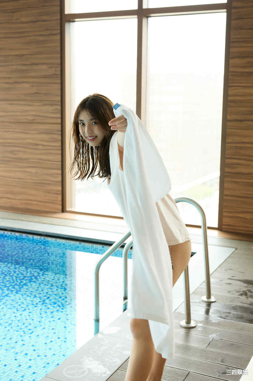 菊地姬奈写真集《「台湾紀行」～黒の愛～》高清全本