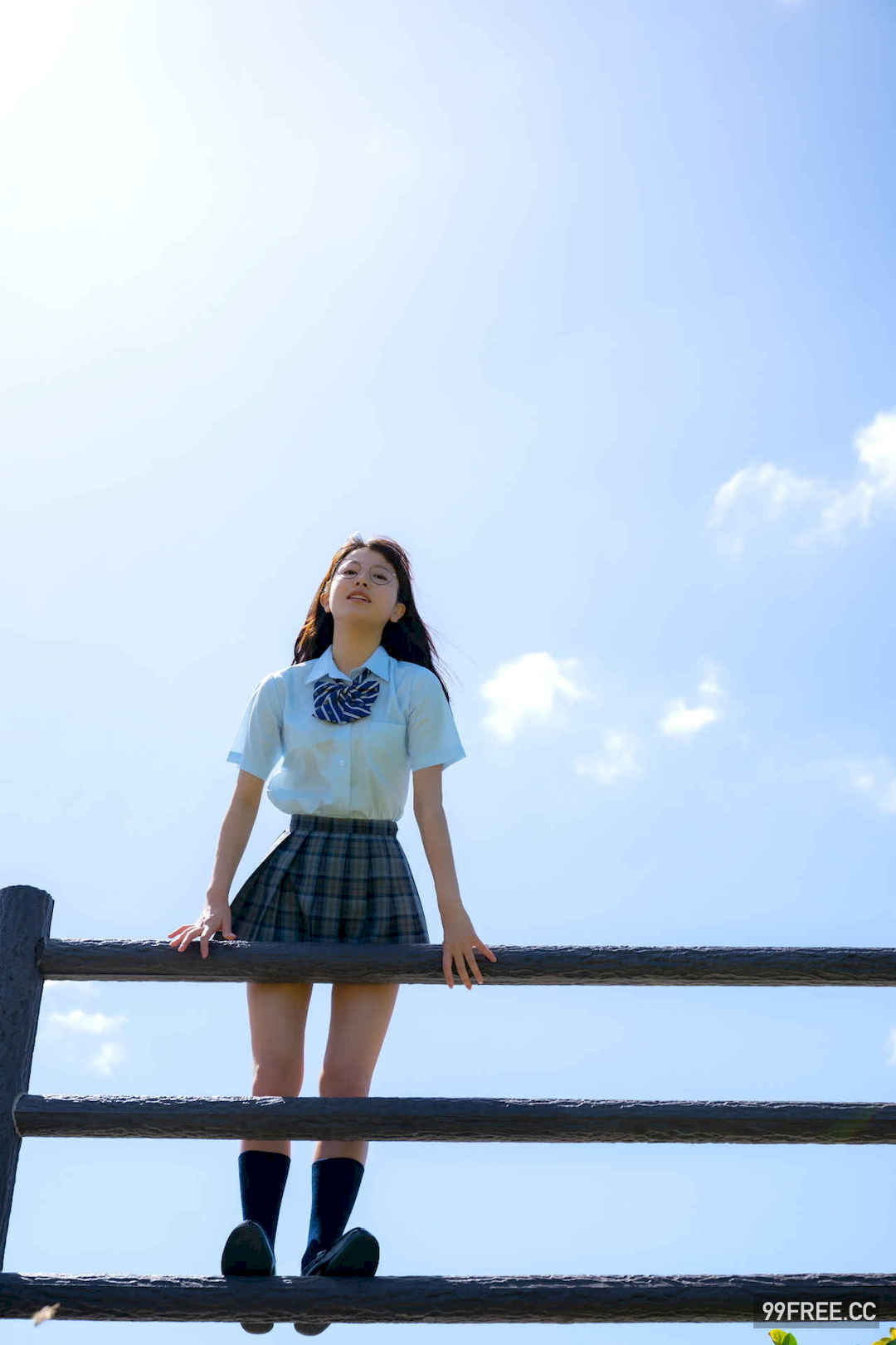 铃木圣写真集《idolpost sparkle 278Photos (ELD)》高清全本