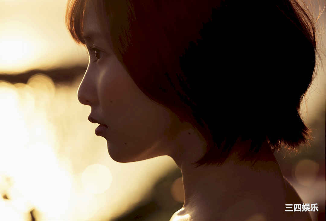 佐野雏子写真集《ひなこ、水着、３ねんぶん》高清全本