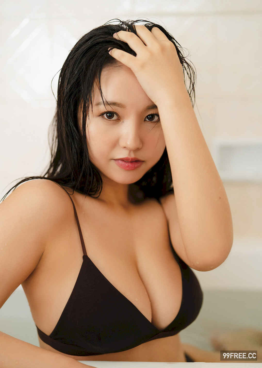 本乡柚巴写真集《Innocent Smile》高清全本