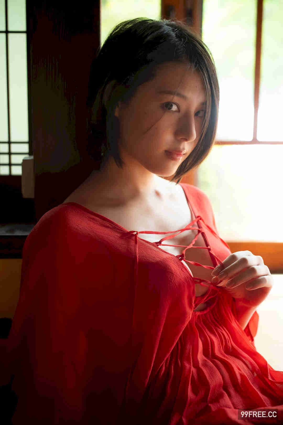 相乐伊织写真集《蜜のあわれ》高清全本