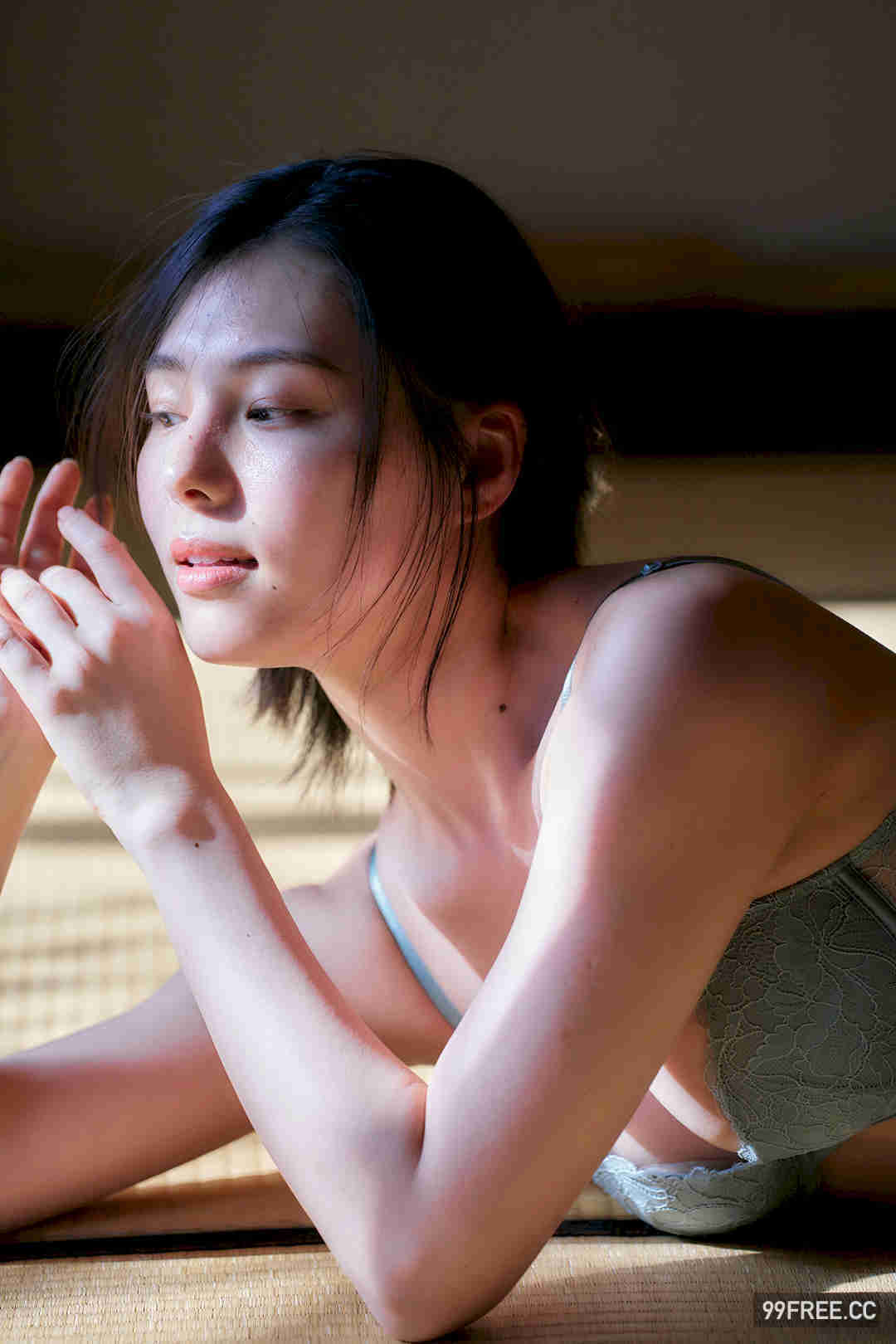 相乐伊织写真集《Blue Halation》高清全本