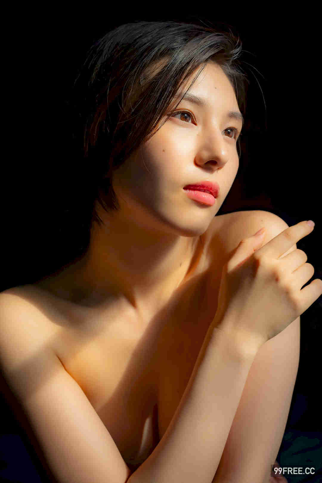 相乐伊织写真集《蜜のあわれ》高清全本