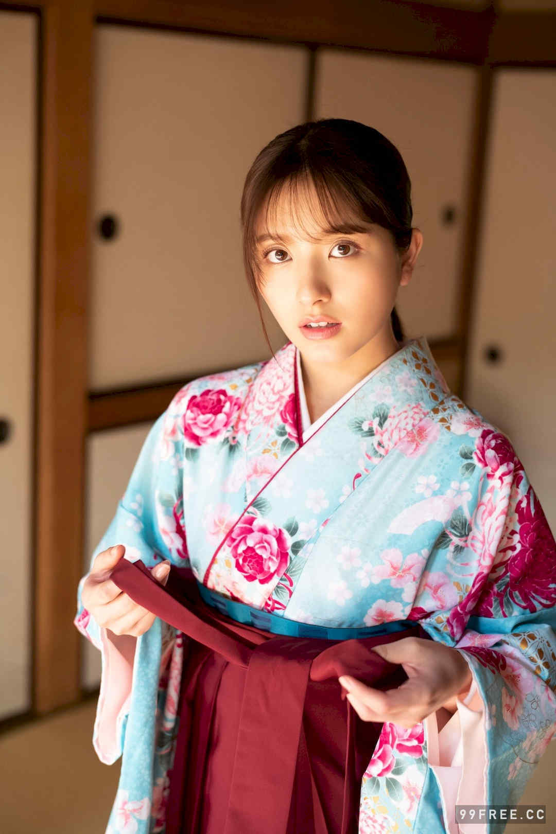 大和田南那写真集《彼女の一手で詰められて……》高清全本