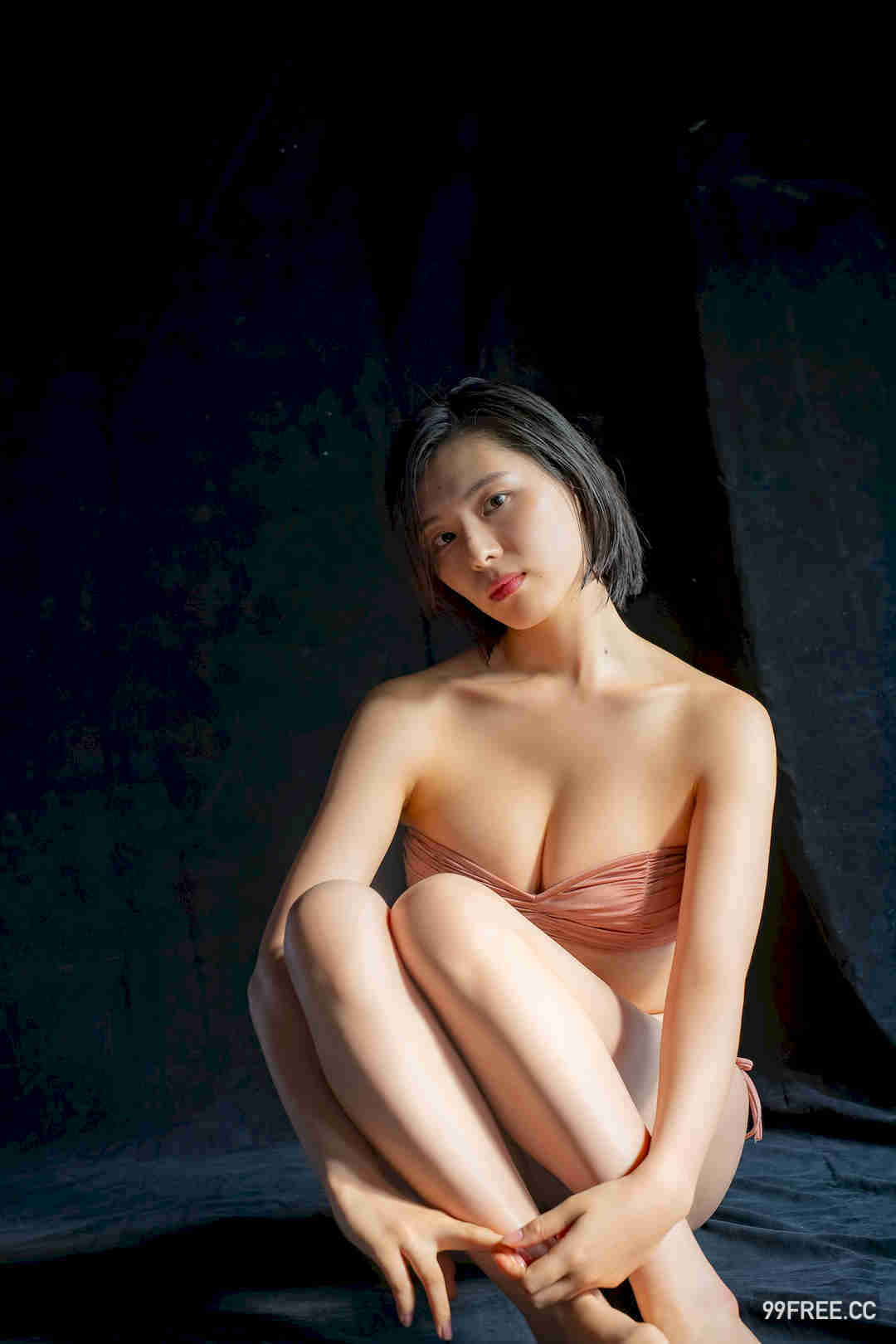 相乐伊织写真集《蜜のあわれ》高清全本