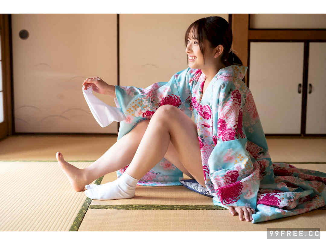 大和田南那写真集《彼女の一手で詰められて……》高清全本