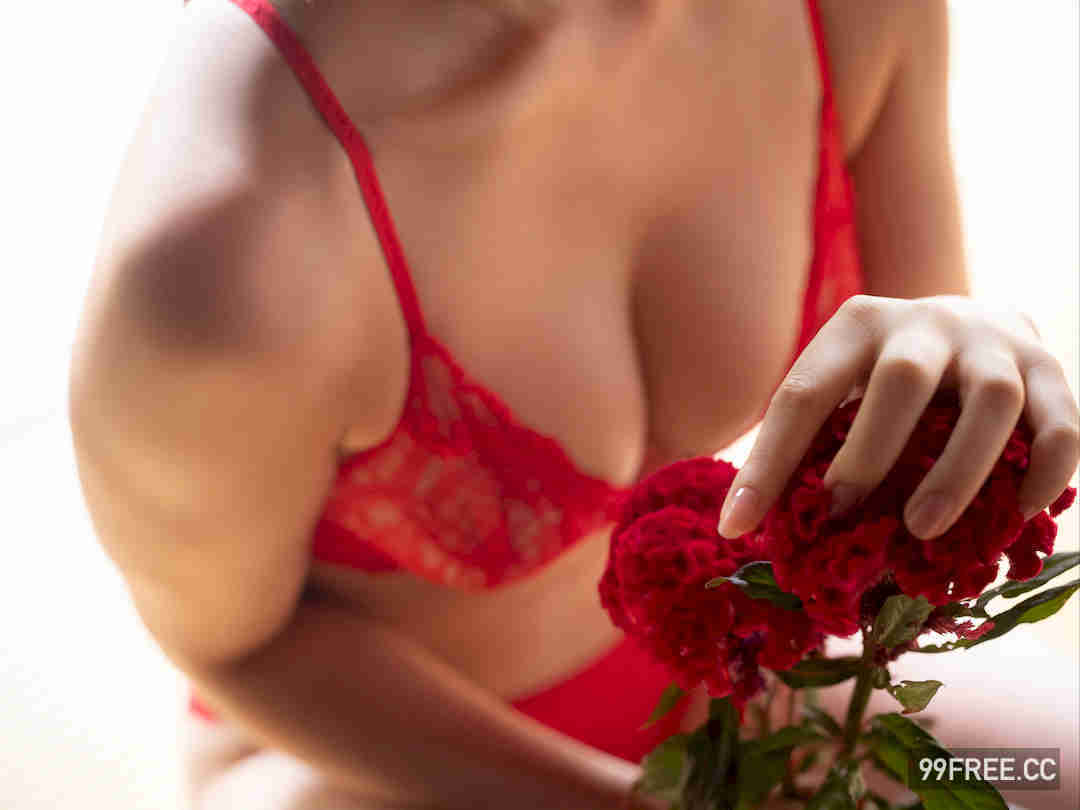 相乐伊织写真集《蜜のあわれ》高清全本