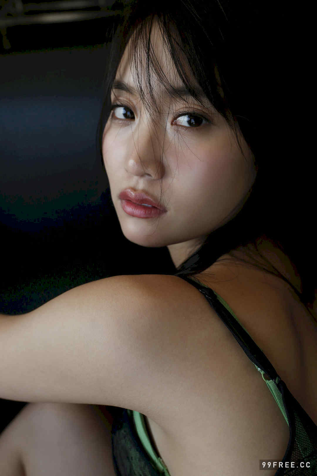 永尾玛利亚写真集《日曜午後に欲望ドライブ》高清全本