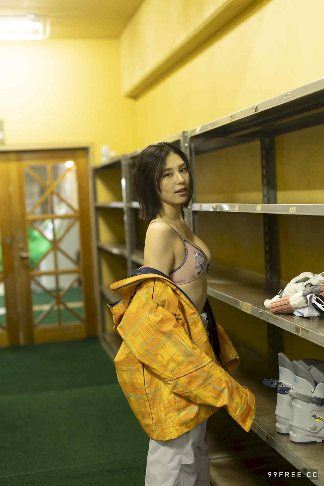 相乐伊织写真集《Winter memories》高清全本