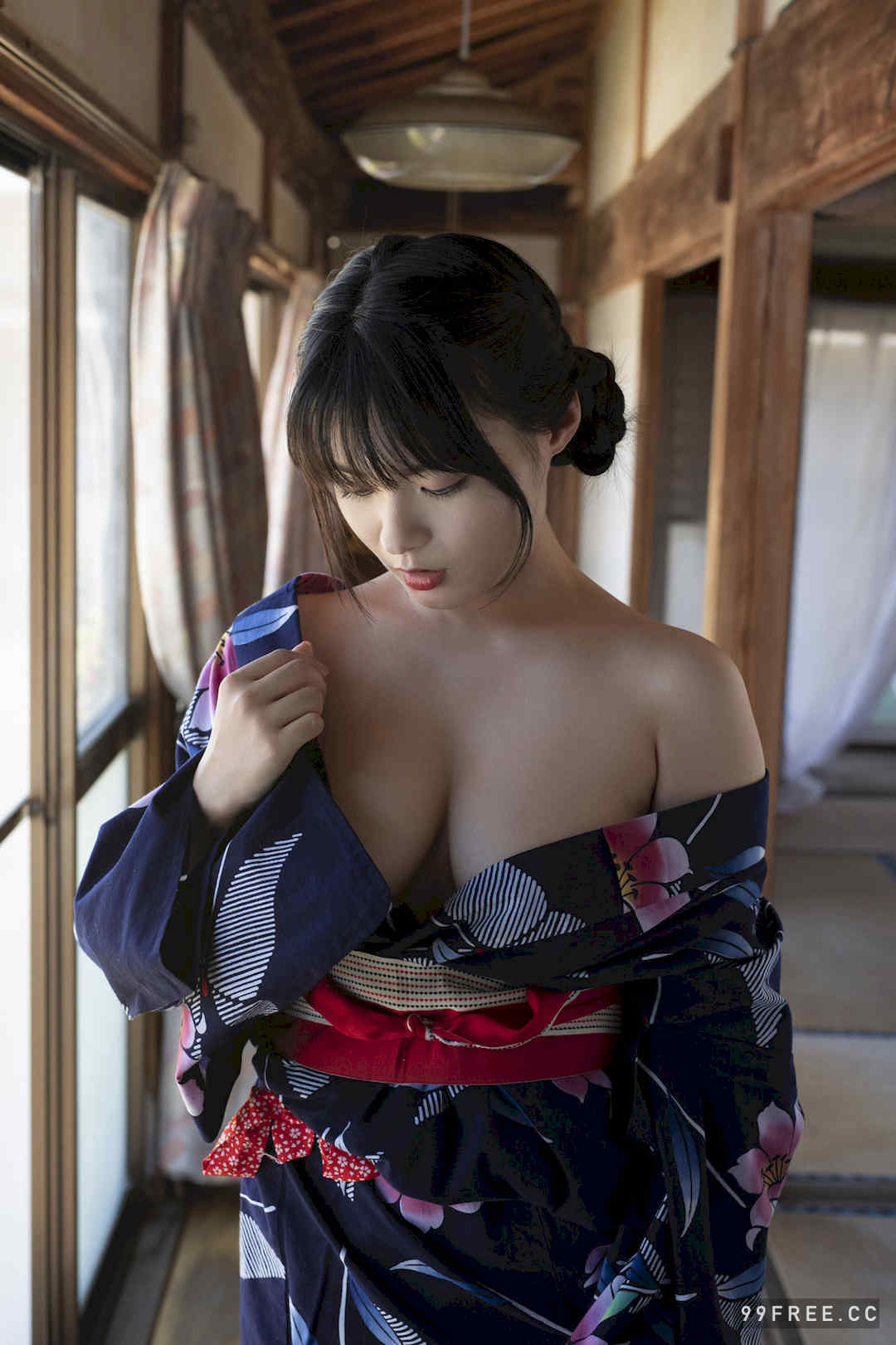 星名美津纪写真集《浴衣を脱いで…》高清全本