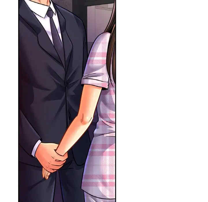 亲密的家庭/相亲相爱一家人/亲密一家人