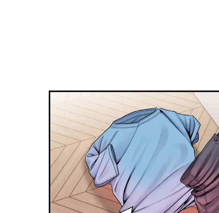 被隔壁房的男人NTR